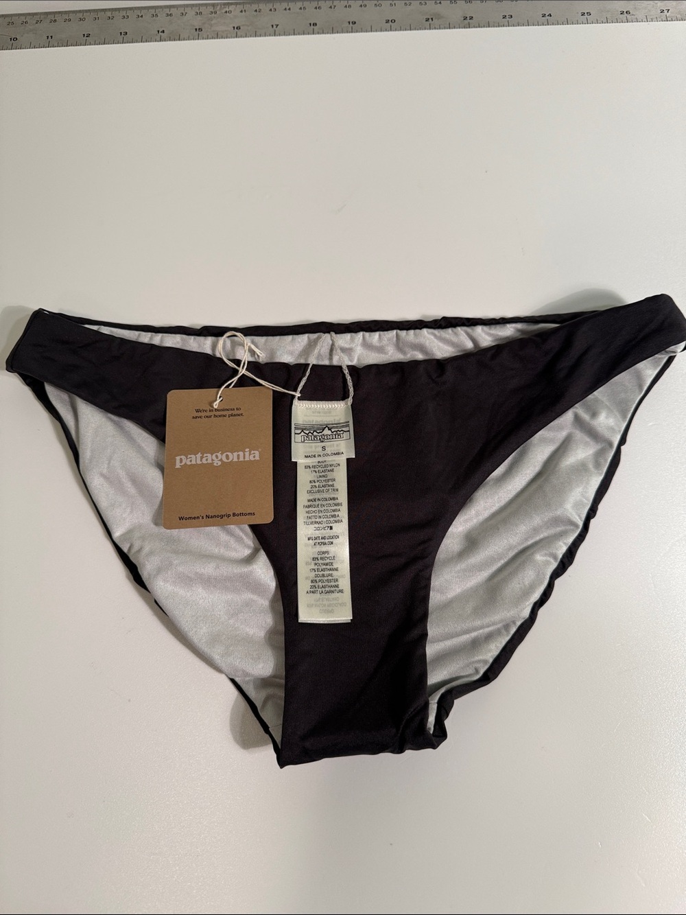 Patagonia Women's black bottoms, S, NWT